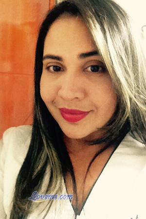 156363 - Darling Age: 40 - Colombia