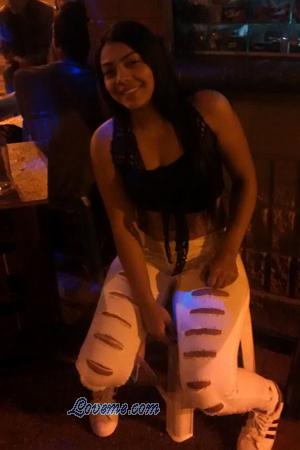 163464 - Laura Age: 30 - Colombia