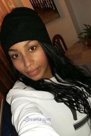 171088 - Amy Age: 29 - Spain