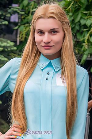 172604 - Iolana Age: 28 - Ukraine