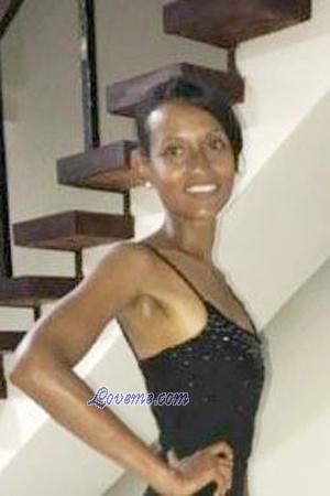 173738 - Stephanie Age: 38 - Costa Rica