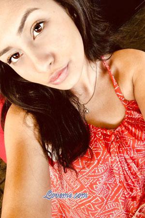 182249 - Yanina Age: 27 - Venezuela