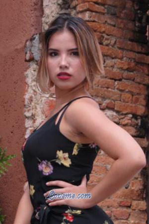 183913 - Andreina Age: 32 - Venezuela