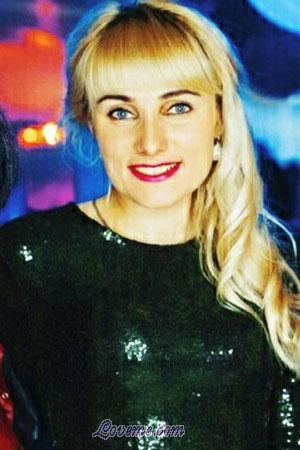 184996 - Viktoriya Age: 38 - Belarus