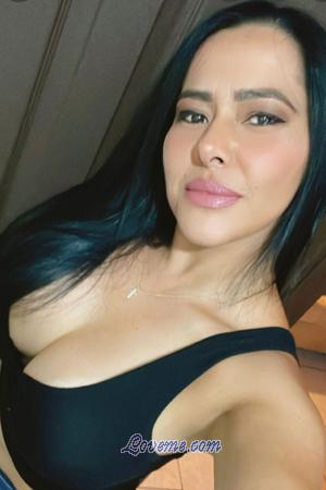 200176 - Yancy Age: 43 - Costa Rica