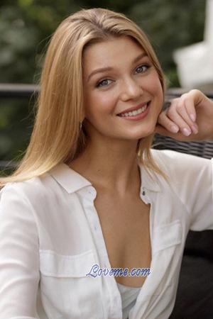 208118 - Svitlana Age: 31 - Ukraine