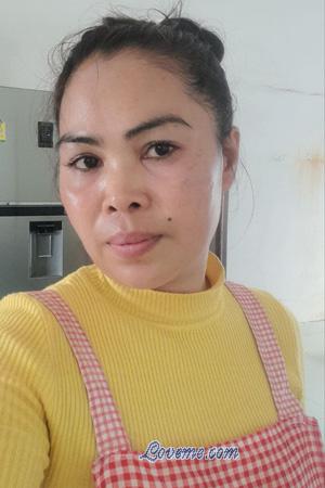 214530 - Sokny Age: 42 - Cambodia