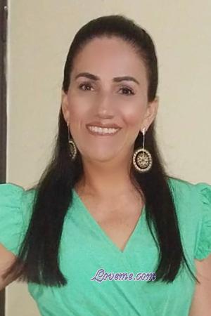 215402 - Helen Age: 48 - Costa Rica