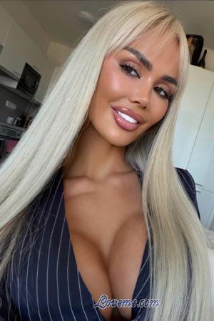 217298 - Elisabeth Age: 25 - Czech Republic
