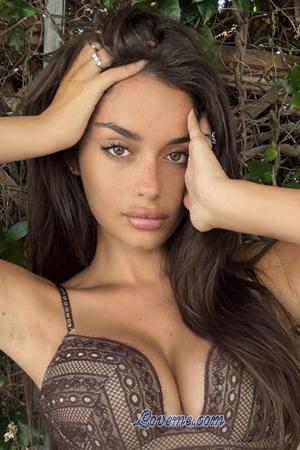 217480 - Lucrezia Age: 24 - Italy