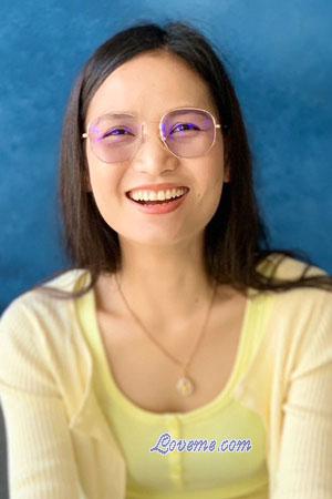 Panasnissa, single woman in Bangkok, Thailand