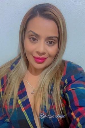 220938 - Katherine Age: 35 - Costa Rica