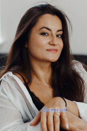 225352 - Gulmira Age: 33 - Ukraine