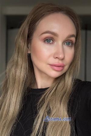225901 - Anastasia Age: 41 - Ukraine