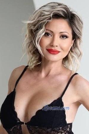 226225 - Nadiia Age: 47 - Ukraine