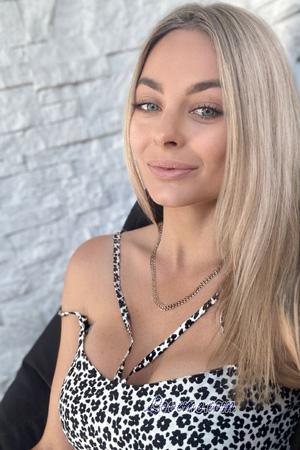 226784 - Alina Age: 38 - Ukraine