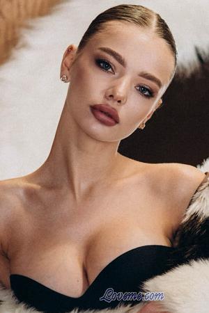227242 - Diana Age: 21 - Ukraine