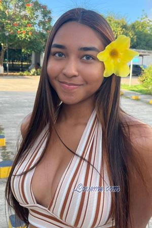 227503 - Sandra Age: 26 - Colombia