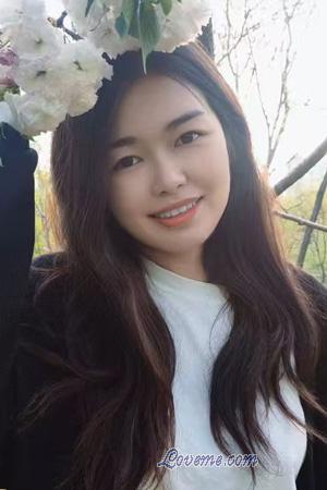227713 - Shihui Age: 31 - China