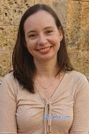 228098 - Laura Age: 44 - Colombia