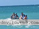 cartagena-women-boat-1104-43